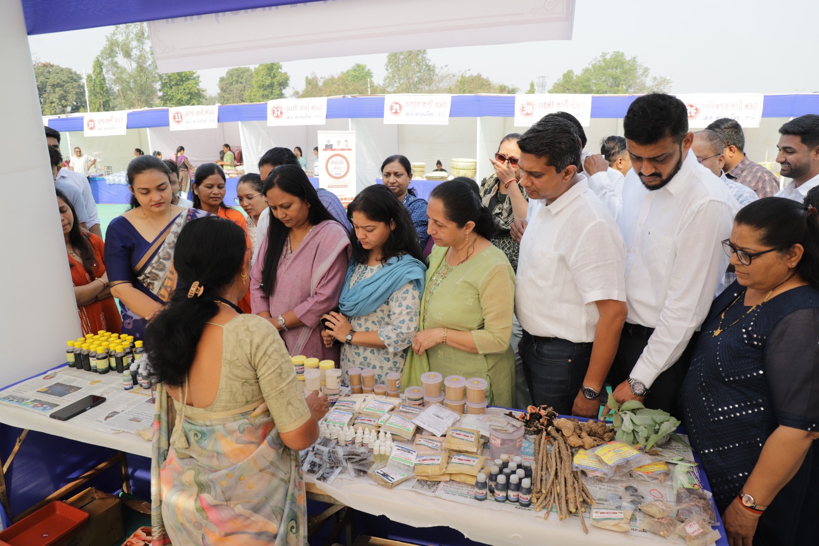 Latest News Tapi : વ્યારામાં સયાજી ગ્રાઉન્ડ ખાતે ‘સ્વદેશી મેળો-૨૦૨૬’નો ભવ્ય પ્રારંભ